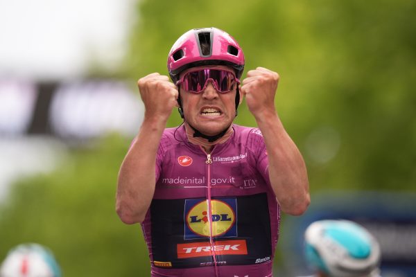 Étape 4 Giro 2025 : parcours détaillé, profil, favoris et horaires