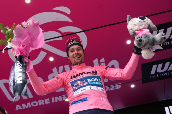 Étape 8 Giro 2025 : parcours détaillé, profil, favoris et horaires