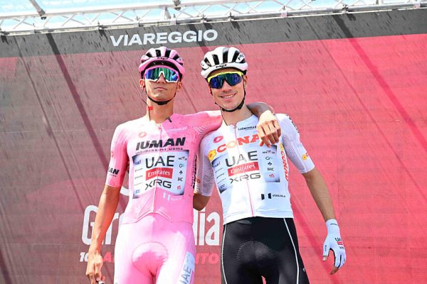 Étape 15 Giro 2025 : parcours détaillé, profil, favoris et horaires