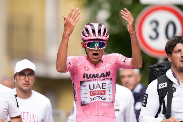 Étape 12 Giro 2025 : parcours détaillé, profil, favoris et horaires