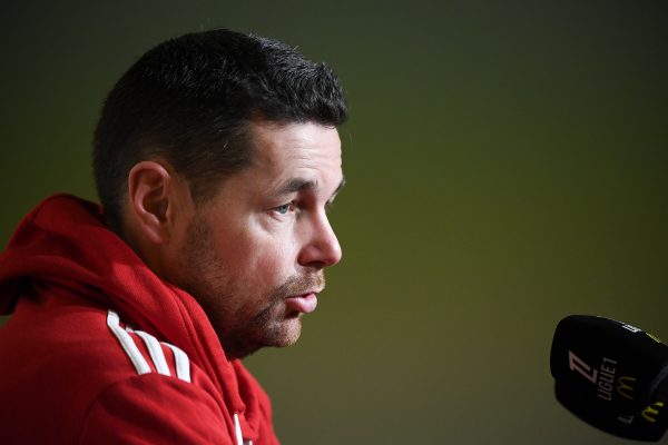 RC Lens : Pierre Sage prend déjà une décision concernant le poste de gardien