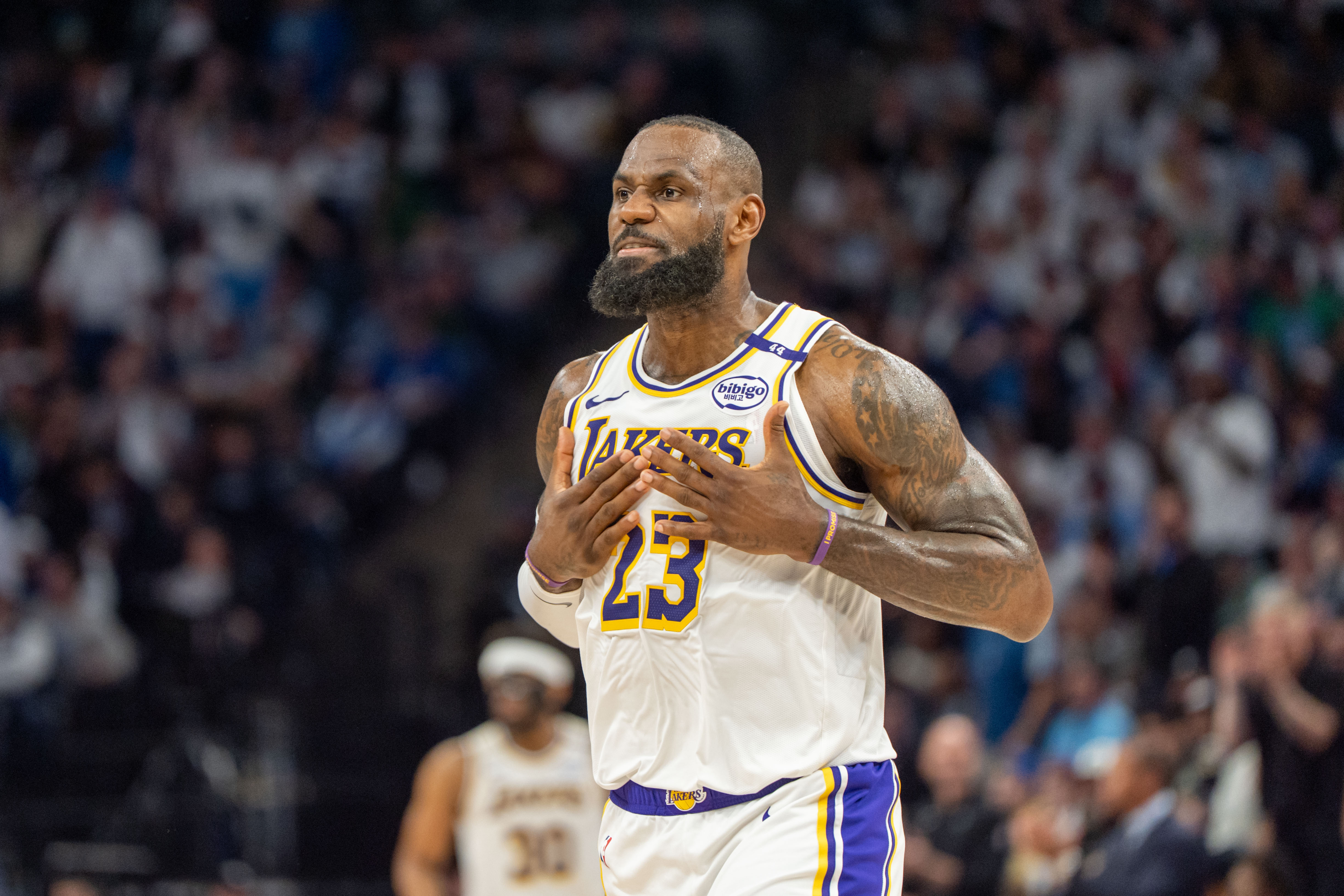 NBA : 44 M€, 5000€ par heure… combien va gagner LeBron James