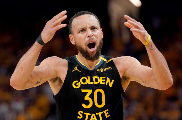 NBA : “Il va décider”, le père de Stephen Curry évoque la retraite du meneur des Warriors