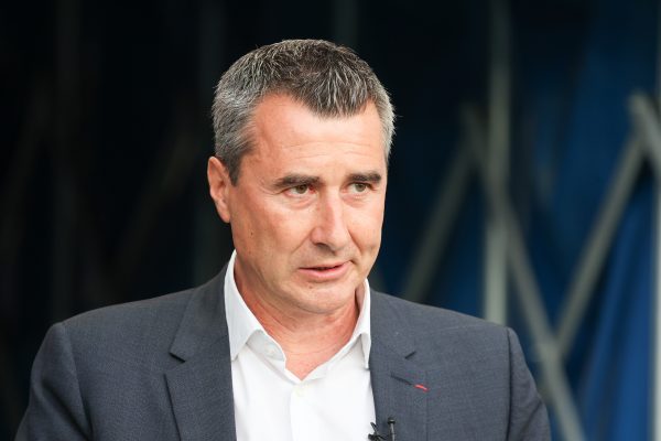 Mercato Strasbourg : Marc Keller prêt à partir au conflit avec Chelsea concernant Emanuel Emegha