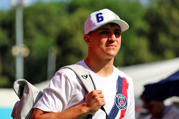 F1 : Isack Hadjar ouvre la porte à une promotion chez Red Bull