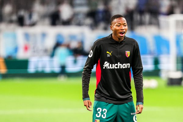 RC Lens : Souleymane Sagnan, tout juste professionnel, peut-il s’installer dans la défense de Pierre Sage ?