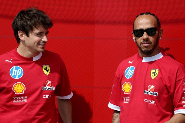 F1 : Ferrari va encore prioriser Hamilton au détriment de Leclerc