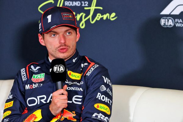 F1 : Max Verstappen dévoile la raison qui pourrait l’empêcher de signer chez Mercedes