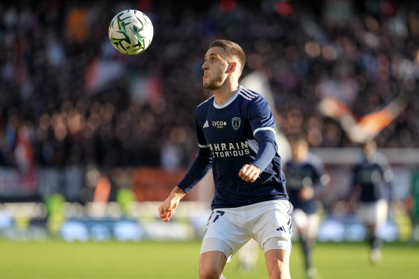 Mercato Paris FC : Pourquoi le promu n’a aucun intérêt à conserver Jules Gaudin