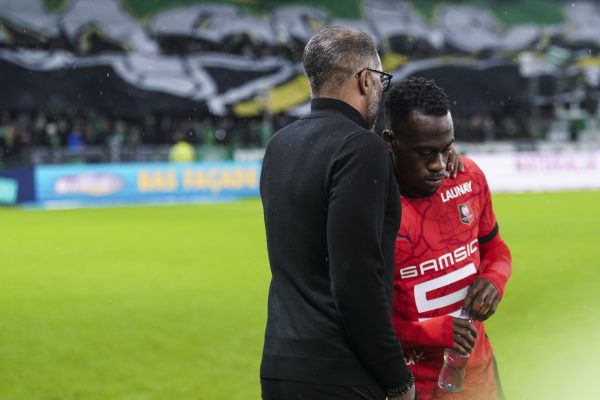 Mercato Rennes : Habib Beye a ciblé un nouvel attaquant pour remplacer Arnaud Kalimuendo