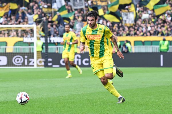 FC Nantes : Pourquoi Luis Castro a raison de relancer Fabien Centonze