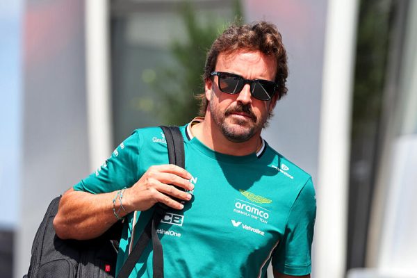 F1 : Fernando Alonso blessé, Aston Martin en plein doute