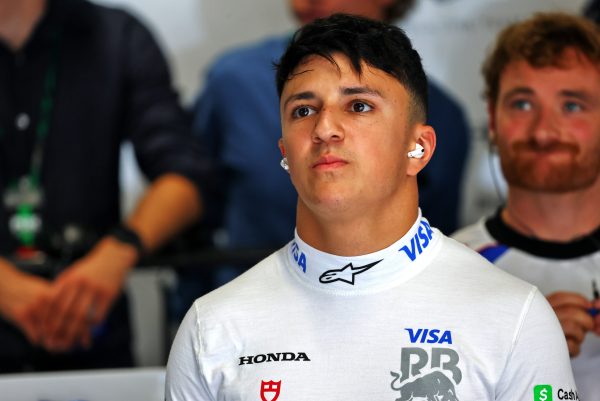 F1 : Racing Bulls prête à partir au conflit avec Red Bull au sujet d’Isack Hadjar