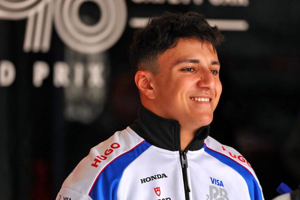 F1 : Isack Hadjar chez Red Bull ? Peter Bayer est catégorique