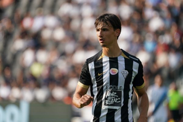 Mercato Rennes : Estéban Lepaul peut-il faire oublier Arnaud Kalimuendo ?