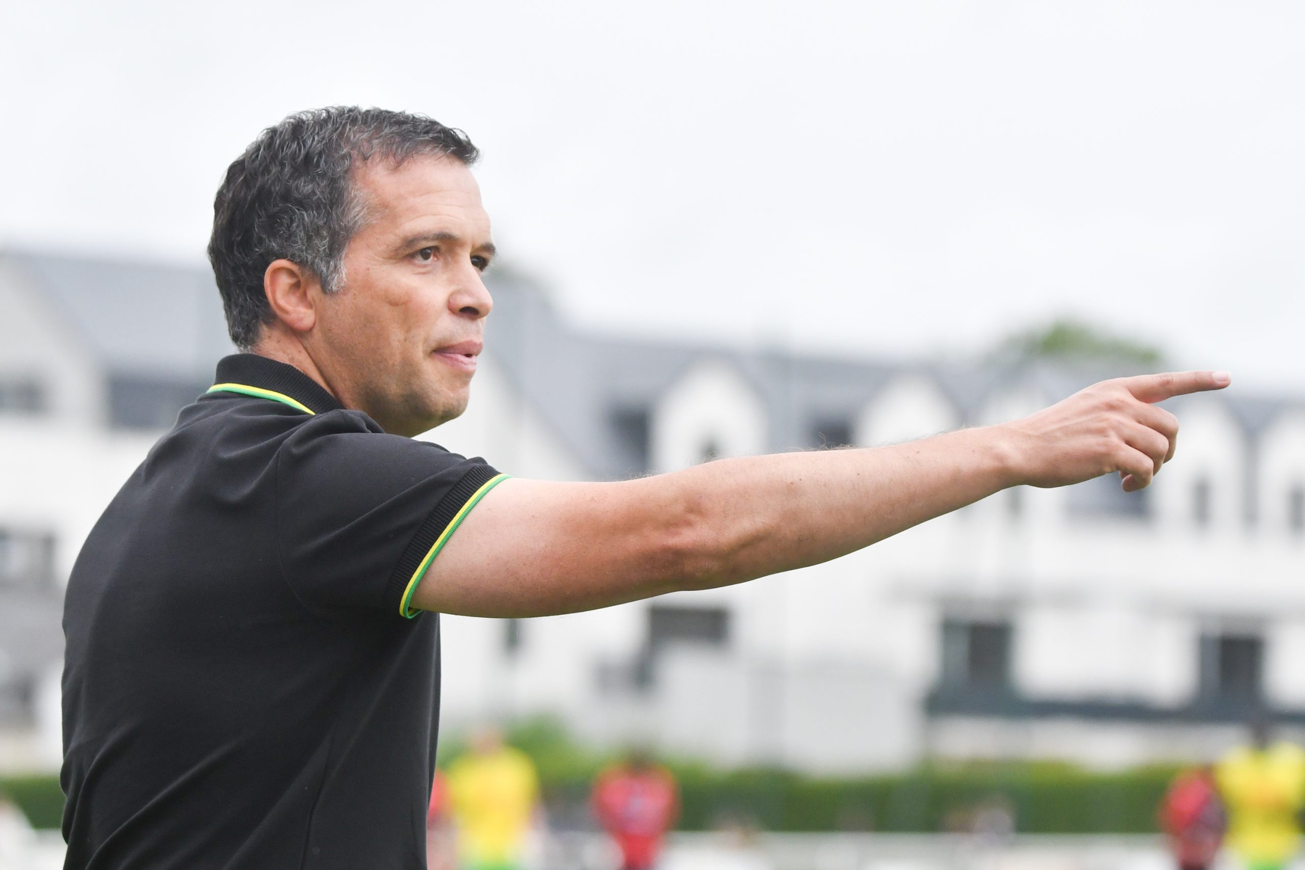 https://wesportfr.com/app/uploads/2025/08/Luis-Castro-FC-Nantes-scaled.jpg
