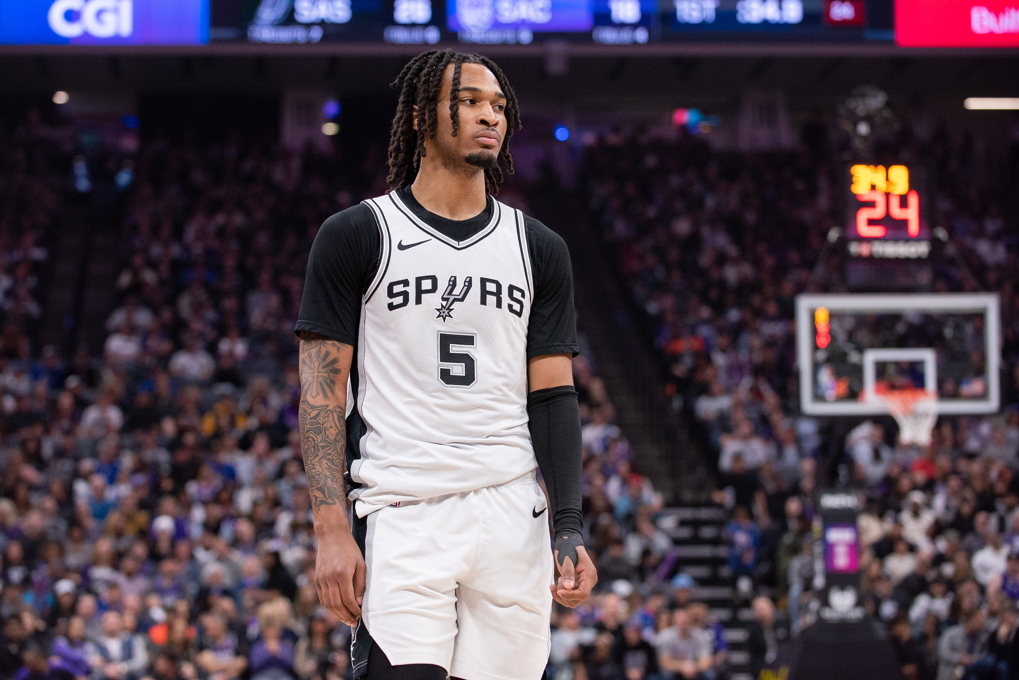 NBA : Stephon Castle fixe l’objectif des Spurs en 2025-2026