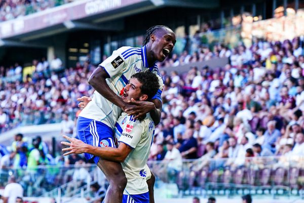 Strasbourg : une fissure entre le club et ses supporters après l’annonce de départ d’un cadre ?