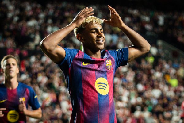 Trophée Kopa 2025 : pourquoi Lamine Yamal a été préféré à Désiré Doué