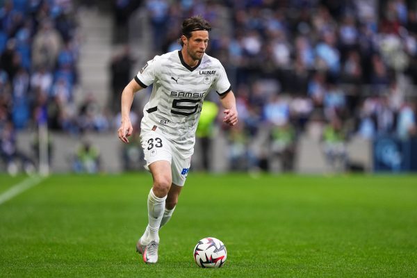 OL : que peut apporter Hans Hateboer aux Gones ?