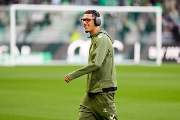 Mercato ASSE : incroyable imbroglio autour de Lucas Stassin !