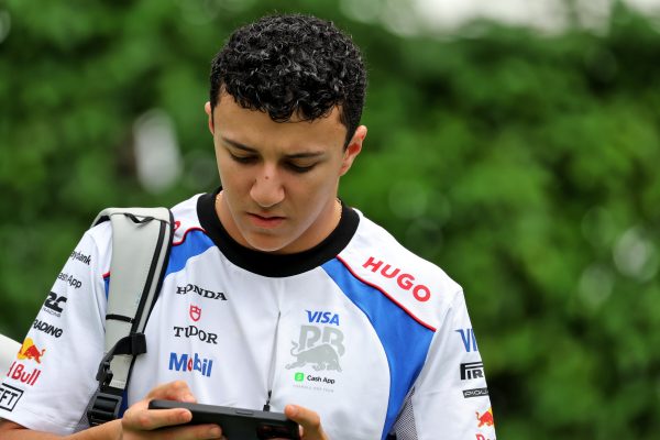 F1 : Le GP de Singapour condamne-t-il l’avenir d’Isack Hadjar chez Racing Bulls ?