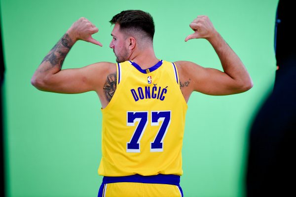 NBA : Le show Luka Dončić, un record qui met les Lakers à genoux
