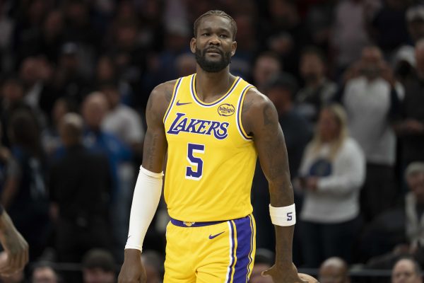 NBA : Après Austin Reaves, les Lakers peuvent compter sur Deandre Ayton