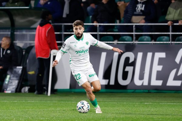 Mercato ASSE : Zuriko Davitashvili fixe son avenir avec les Verts et répond à Horneland