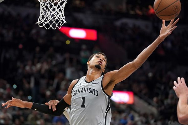 NBA : Victor Wembanyama intègre un Top 3 de légende