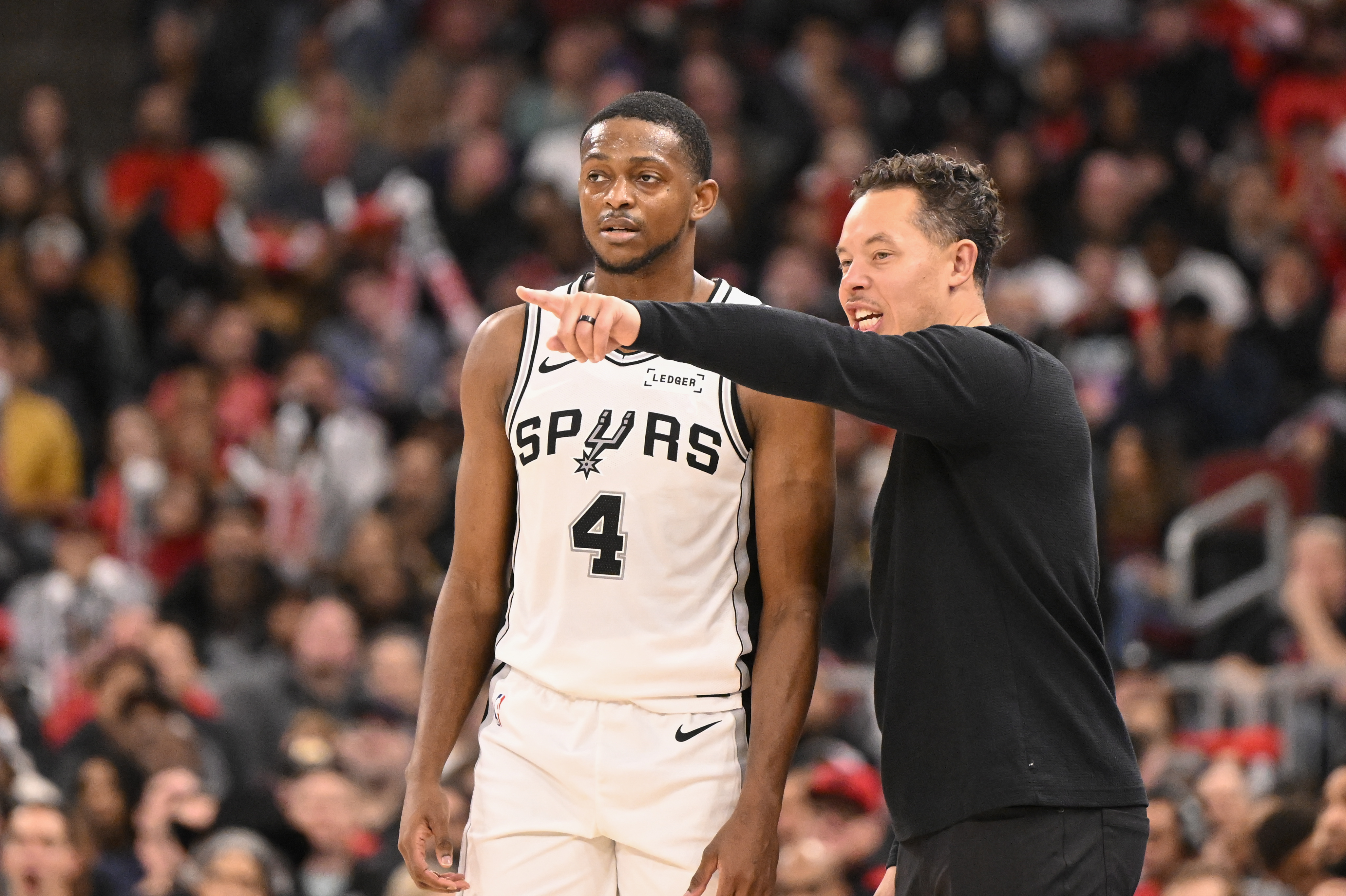 NBA : Sans Wembanyama, De’Aaron Fox s’empare du flambeau chez les Spurs