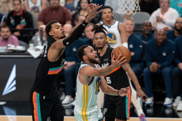 NBA : Stephen Curry ne mâche pas ses mots au sujet de Victor Wembanyama