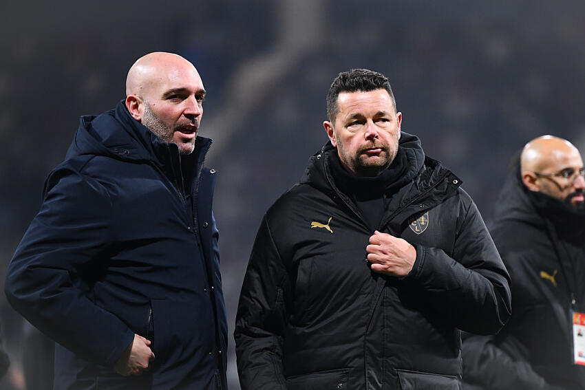 Mercato RC Lens : Pierre Sage sur un fil dans sa quête d’un défenseur central