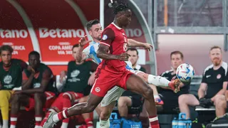 Mercato OL : la concurrence arrive sur le dossier Moïse Bombito