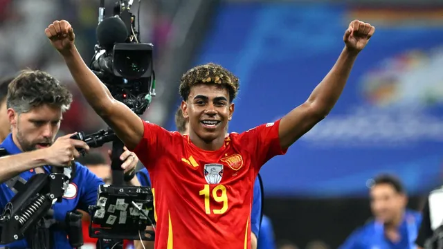 Euro 2024 : Qui est le père de Lamine Yamal, la nouvelle star des réseaux sociaux