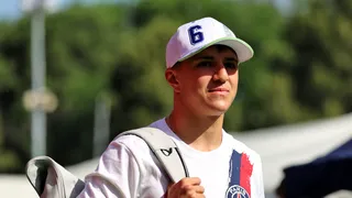 F1 – « Sors de là ! » : le conseil choc d’un ancien pilote à Hadjar