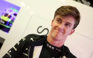 F1 : Théo Pourchaire vers un nouveau championnat en 2024 ?