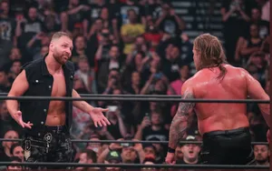 À voir ou à revoir : Jon Moxley déboule à la All Elite Wrestling