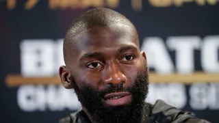 MMA : “Il n’y a rien !”, Nassourdine Imavov ennuie Cédric Doumbè
