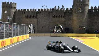 F1 – GP d’Azerbaïdjan : les Mercedes imperturbables, les Ferrari voient rouge