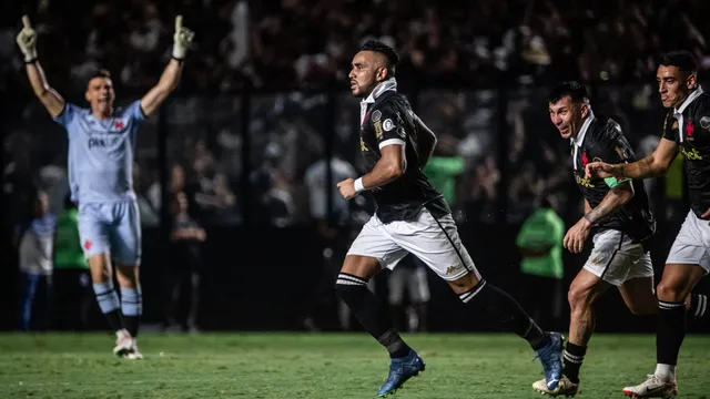 Football: Dimitri Payet s’offre un nouveau but de folie au Brésil (Vidéo)