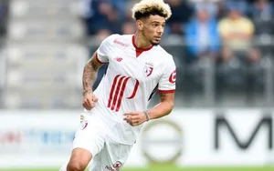 Kevin Malcuit signe à Naples