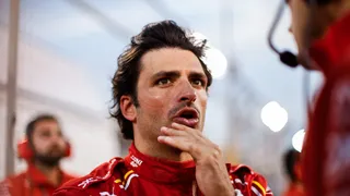 F1 : Énorme coup dur pour Ferrari, Sainz Jr. envoyé à l’hôpital !