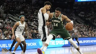 NBA : Un concurrent de moins pour les Spurs dans le dossier Giannis Antetokounmpo