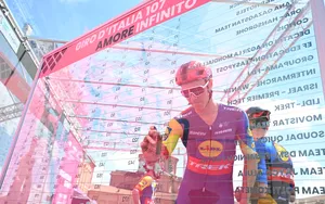 Étape 3 Giro 2024 : Parcours, Profil, Favoris et horaires du jour