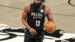 James Harden, recordman du nombre de tirs à 3 points loupés