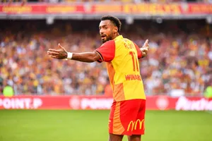 RC Lens : un changement de taille pour aller défier le PSV