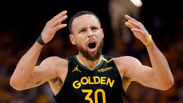 NBA : “Il va décider”, le père de Stephen Curry évoque la retraite du meneur des Warriors