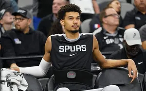 NBA : “Blessure rare”, “c’est assez grave”, de quoi souffre exactement Victor Wembanyama ?