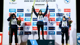 Biathlon Ostersund 2023 : la réaction de Lou Jeanmonnot, vainqueur du premier sprint de la saison 